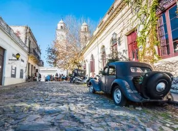 Paquete - MONTEVIDEO - COLONIA (CE)