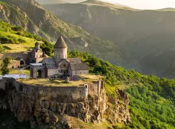 Paquete - ARMENIA, GEORGIA & AZERBAIYAN - Caucaso  -   Circuito (C)