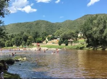 Paquete - CARLOS PAZ Y MERLO (CE)